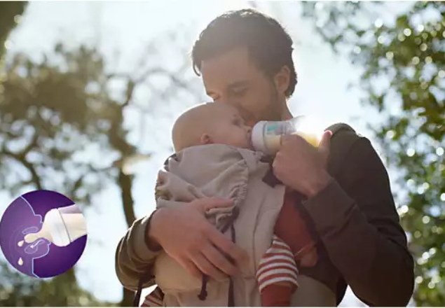 Set 2 biberoane Philips Avent Natural Response cu dispozitiv anticolici AirFree